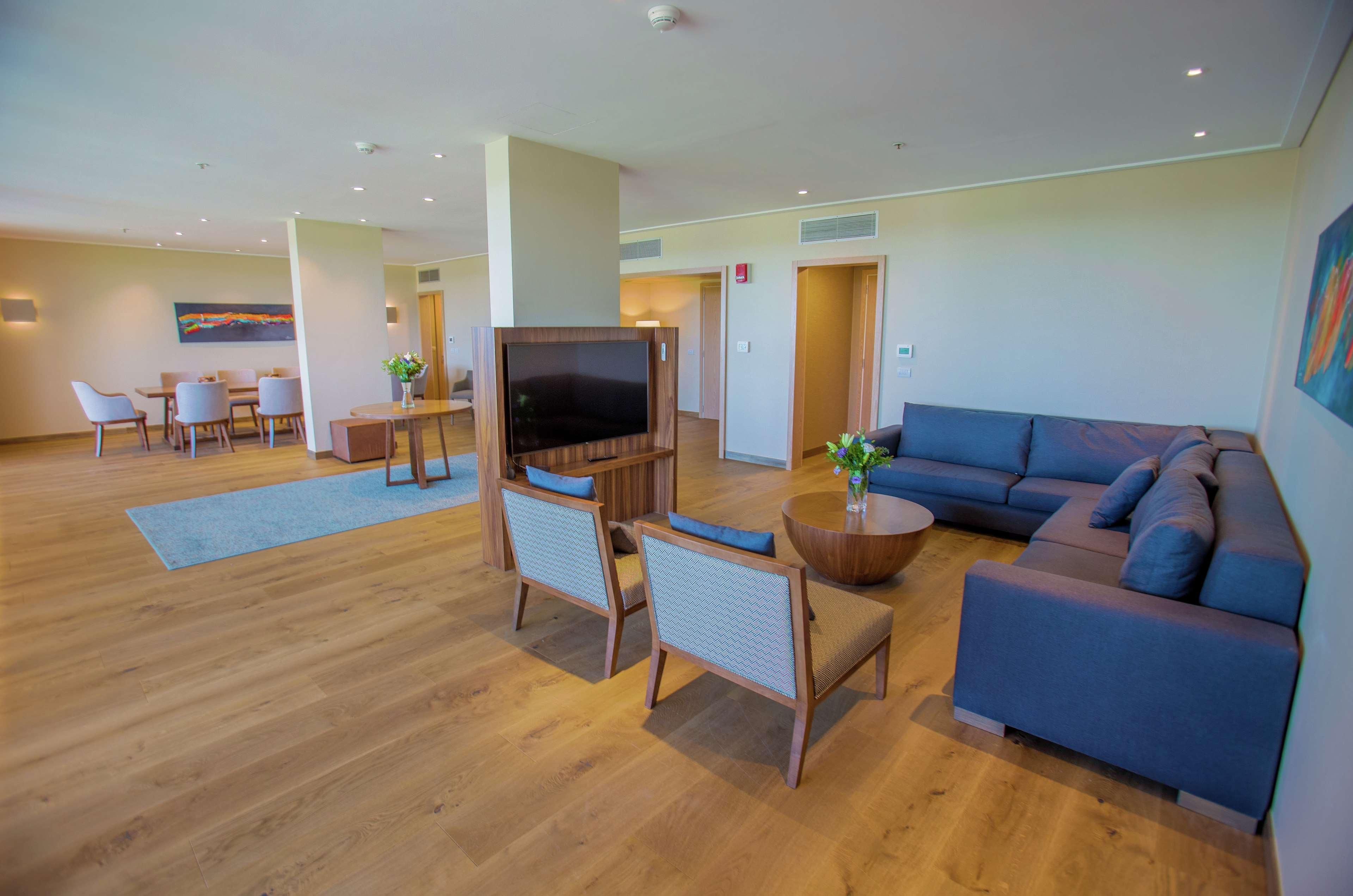 Hotel Hilton Pilar Zewnętrze zdjęcie