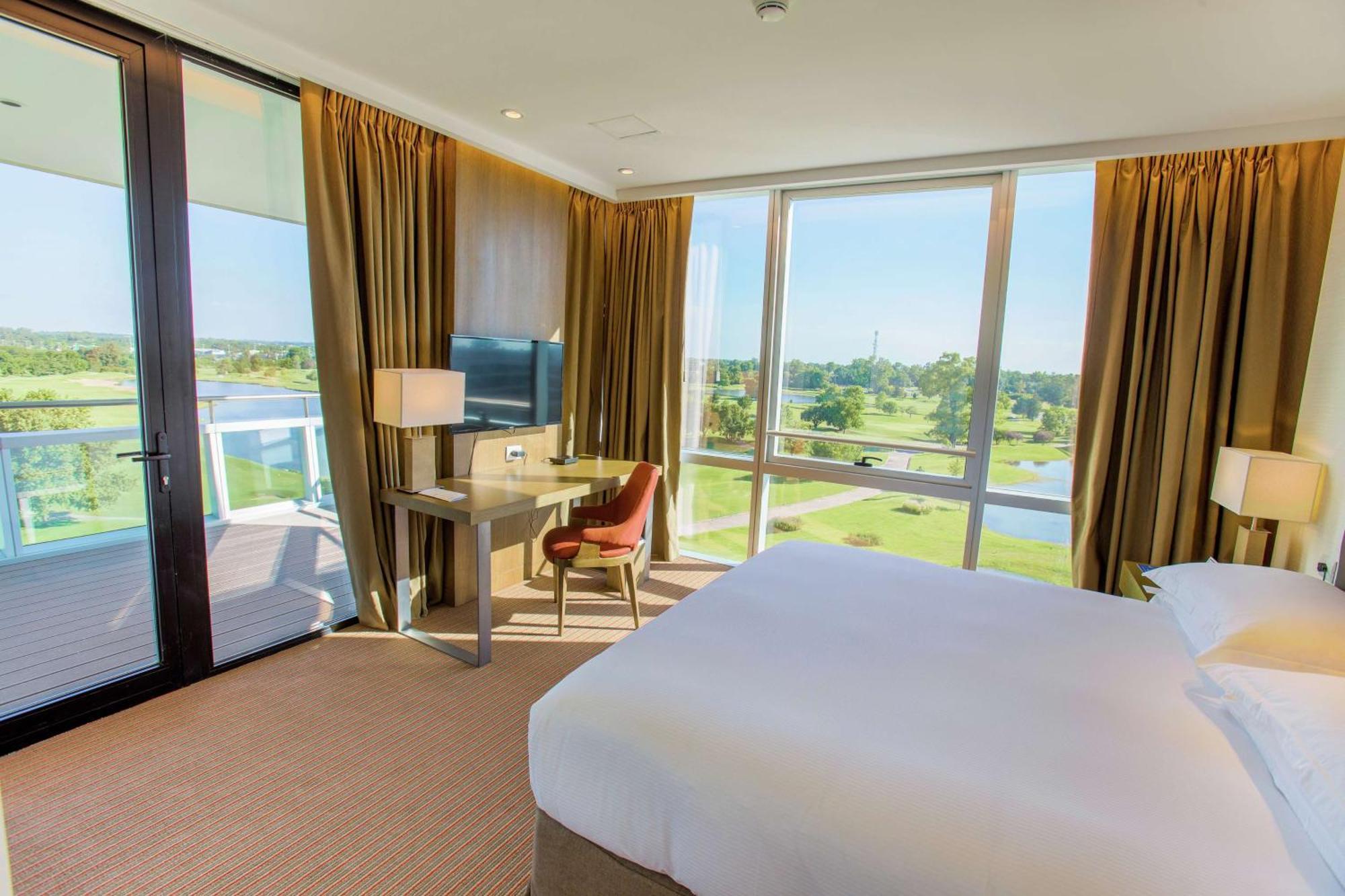 Hotel Hilton Pilar Zewnętrze zdjęcie